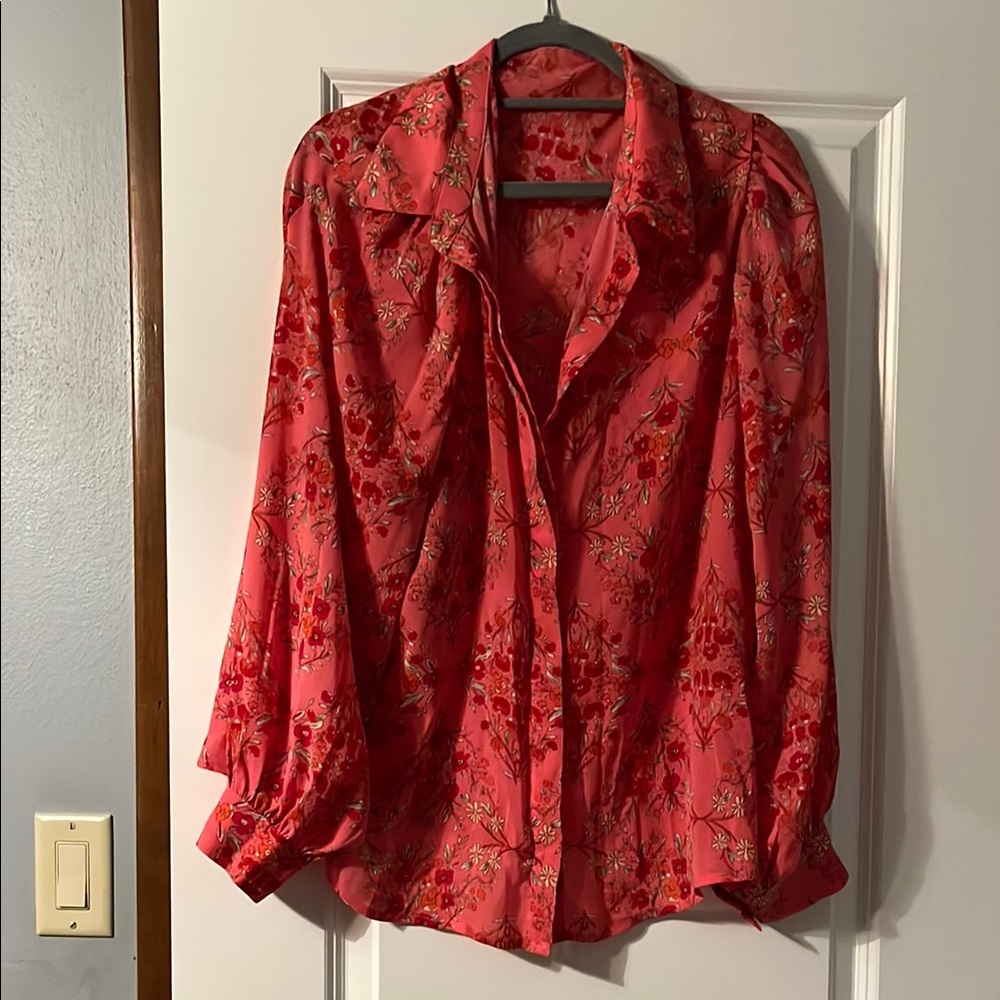 Love Red 3/4 Sleeve Relaxed Blouse with Notched Collar